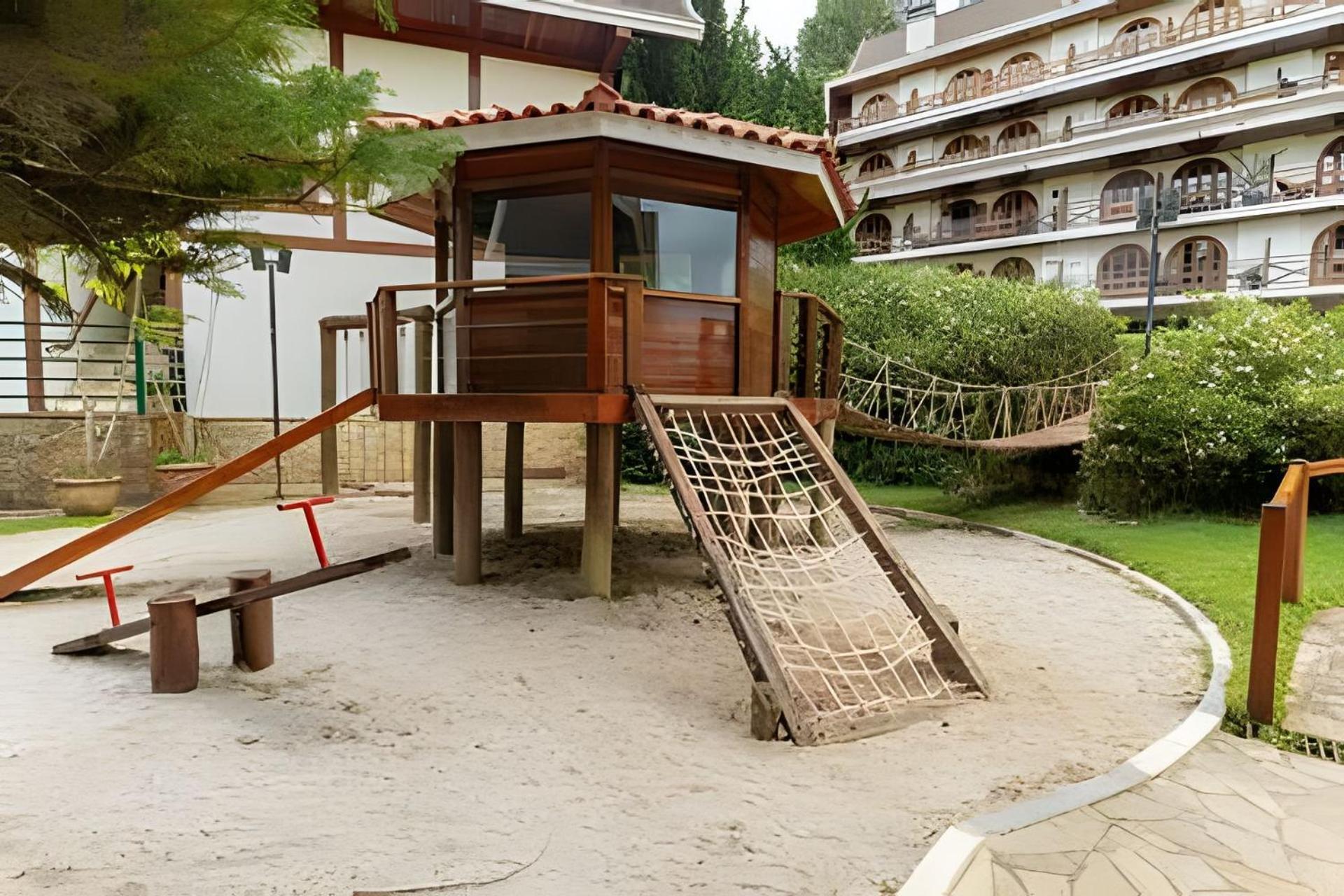 Mineir.inn | Piscina Aquecida E Lareira Na Serra